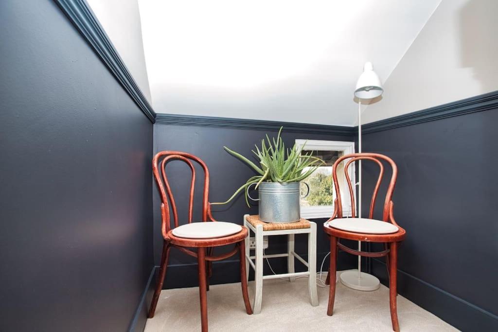 Restful And Cosy 4 Bed Home Minutes From The Beach Sandgate Exterior foto